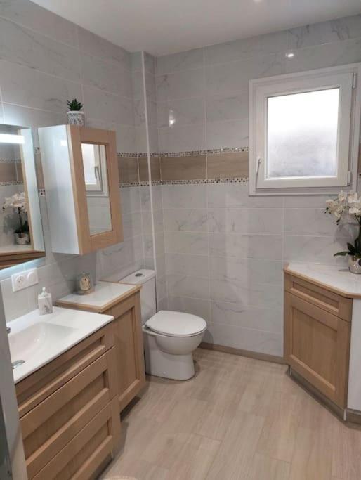 Souvenirs De Provence, Charmant Appartement Neuf 3 Etoiles 디뉴레뱅 외부 사진
