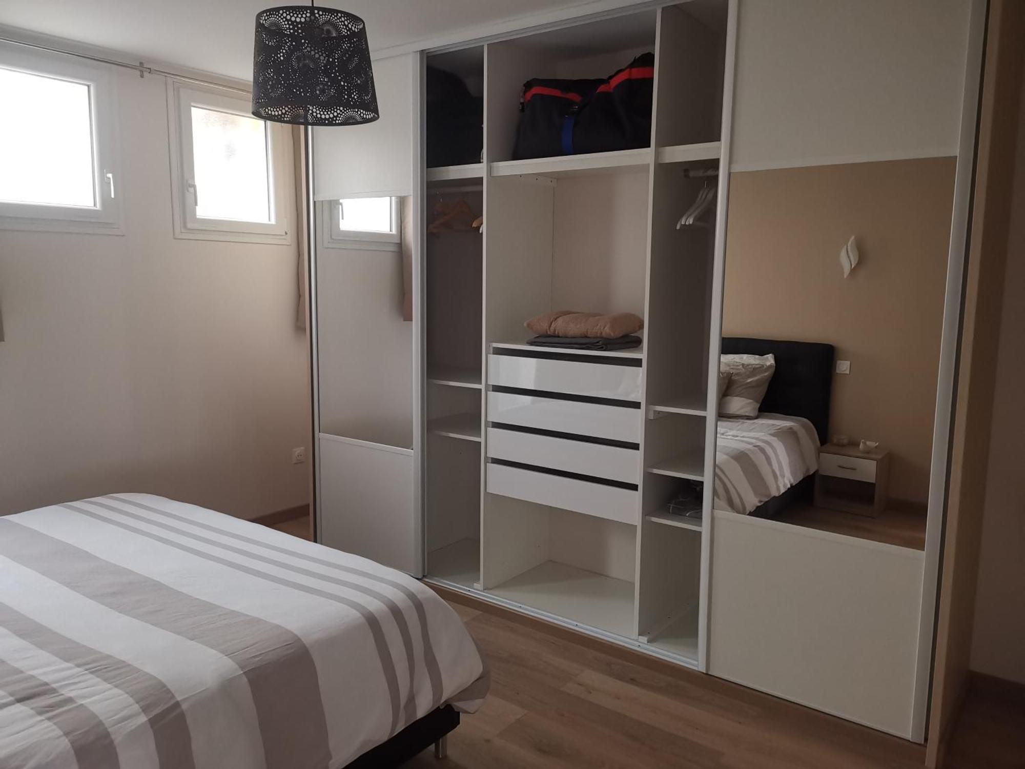 Souvenirs De Provence, Charmant Appartement Neuf 3 Etoiles 디뉴레뱅 외부 사진