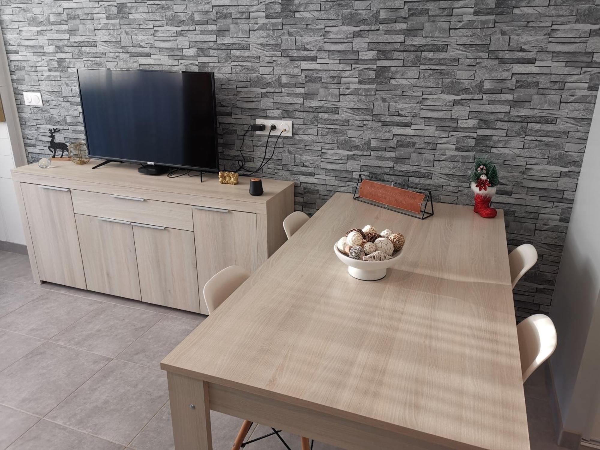 Souvenirs De Provence, Charmant Appartement Neuf 3 Etoiles 디뉴레뱅 외부 사진